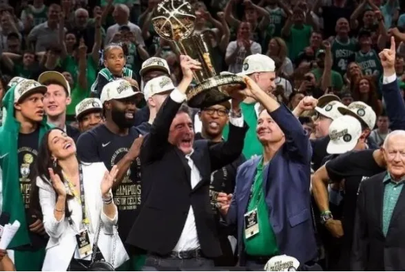 NBA交易截止日是联盟赛季中最具戏剧性的