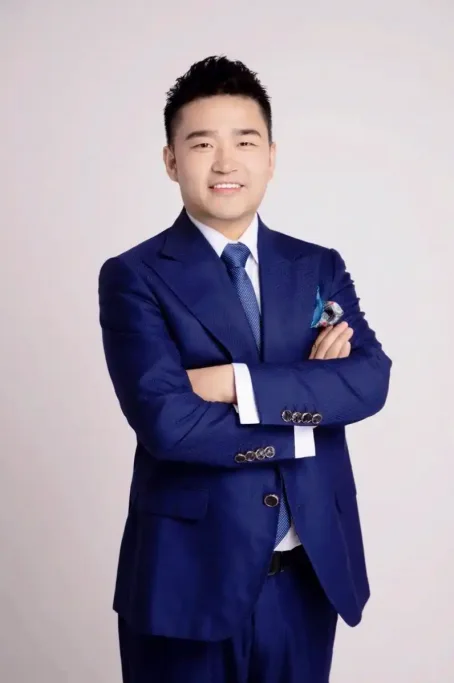 仰锁民