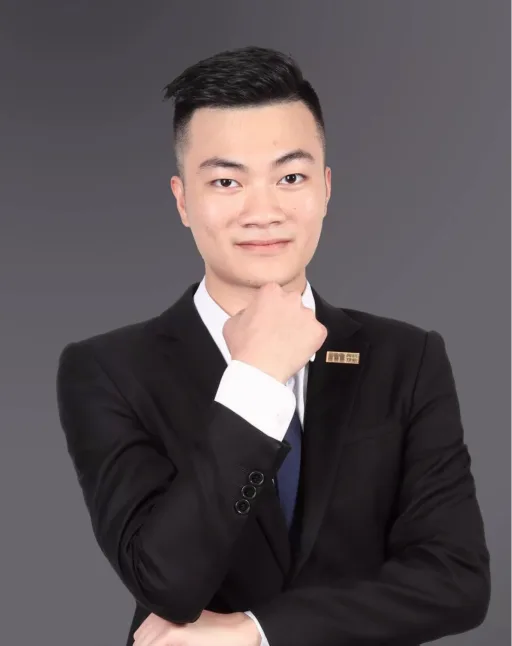 焦轲益
